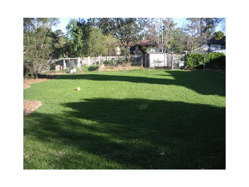 8 Lindsell Place, Tahmoor NSW 2573