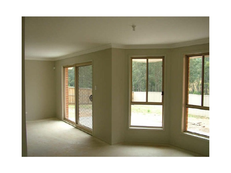 21B Remembrance Drive, Tahmoor NSW 2573