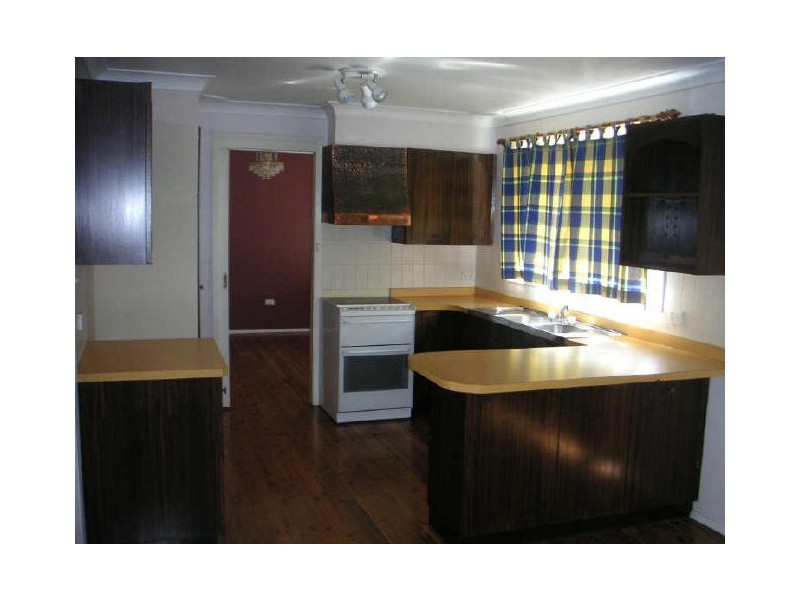 9 Middleton Place, Picton NSW 2571