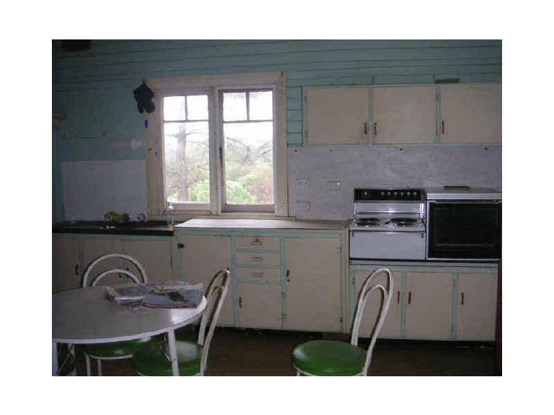 205 Fairleys Road, Picton NSW 2571