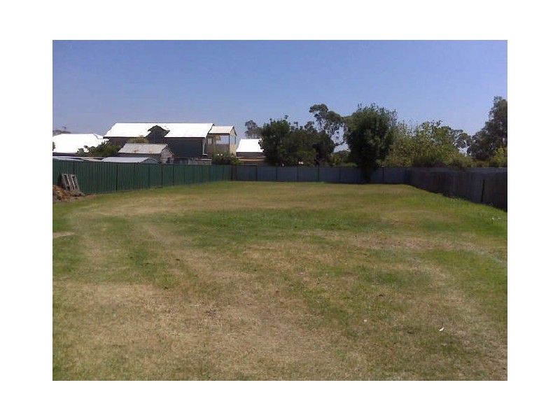 27B Oaks Street, Thirlmere NSW 2572