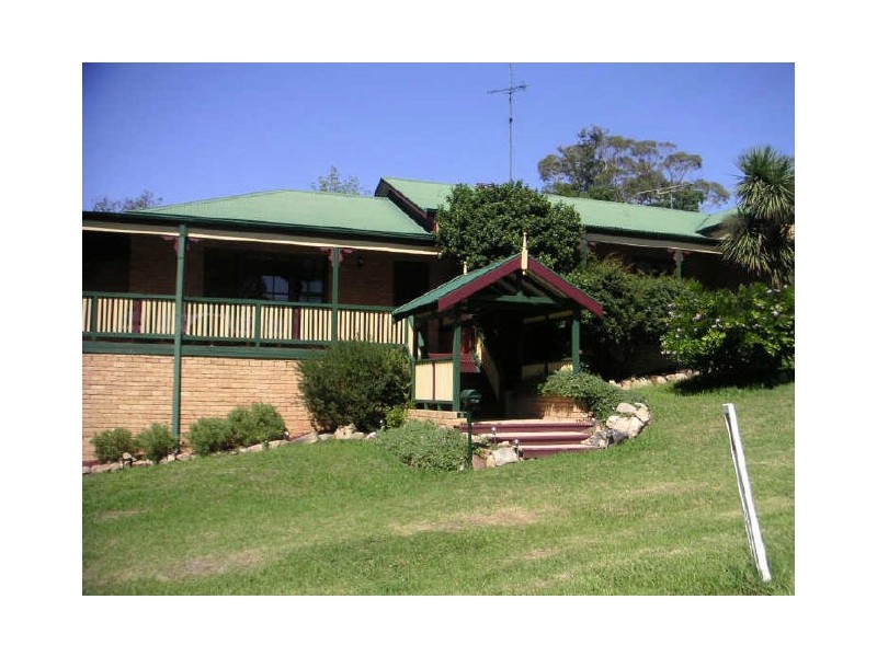2 Cowper Street, Picton NSW 2571