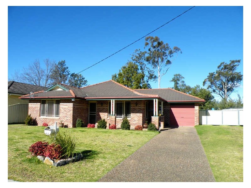 64 Thirlmere Way, Tahmoor NSW 2573