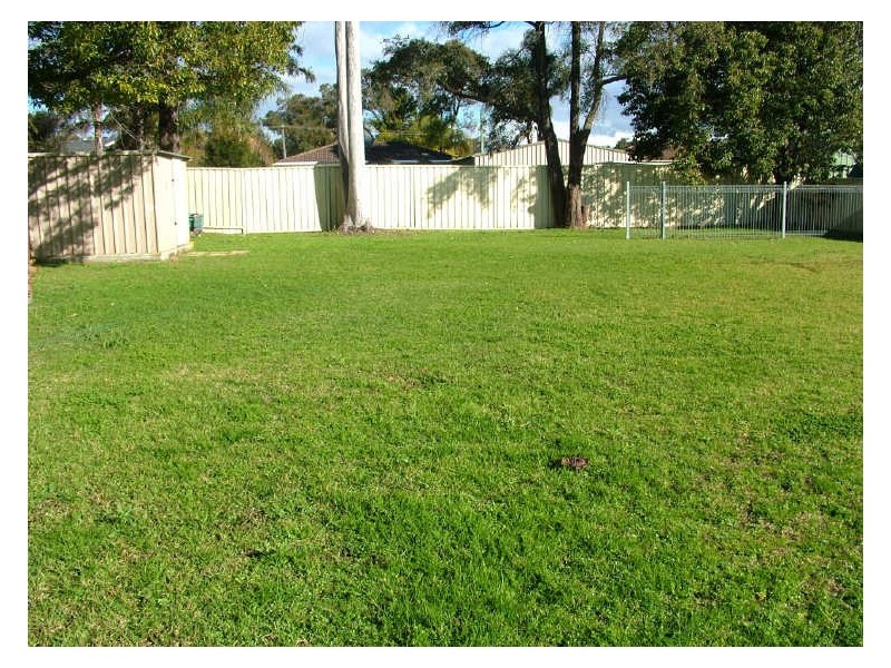 64 Thirlmere Way, Tahmoor NSW 2573