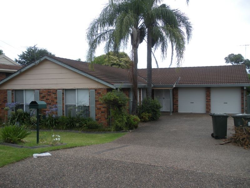 6 Devitt Street, The Oaks NSW 2570