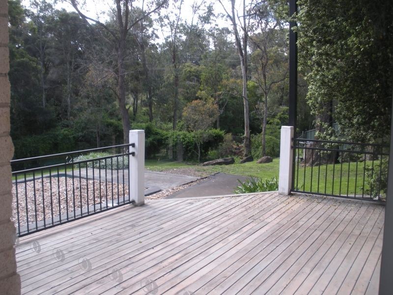 3 Westbourne Ave, Thirlmere NSW 2572