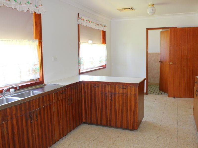 35 Michell Road, Thirlmere NSW 2572