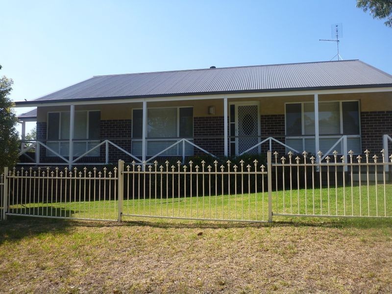 1 Oxley Grove, Tahmoor NSW 2573