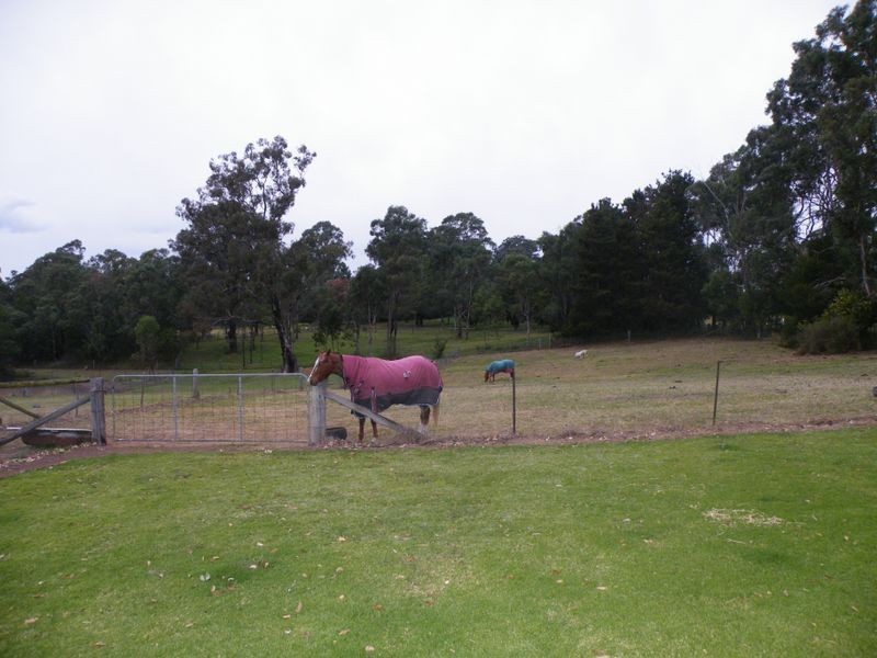 85 Myrtle Creek Avenue, Tahmoor NSW 2573