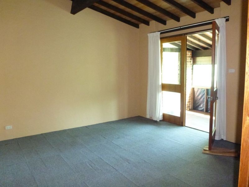 805 Thirlmere Way, Picton NSW 2571