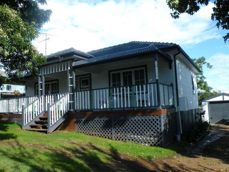 24 Antill Street, Picton NSW 2571