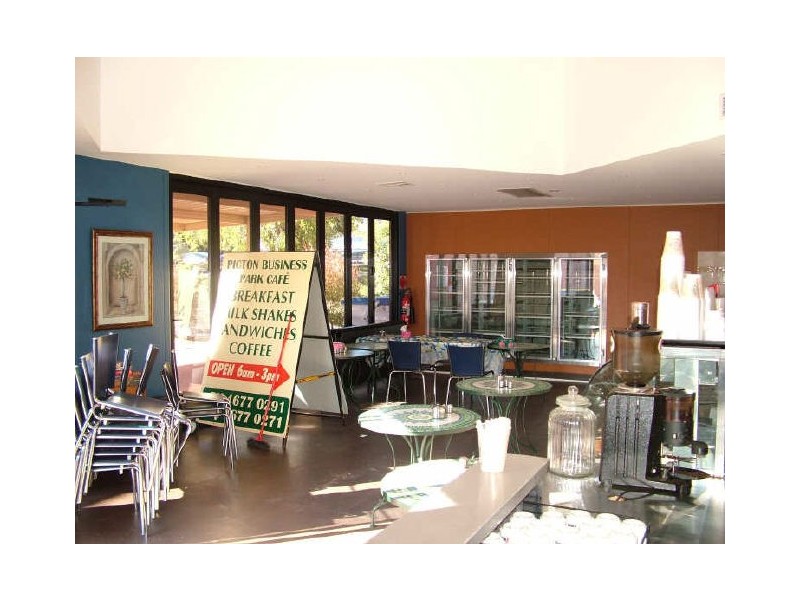 10/15 Henry St, Picton NSW 2571