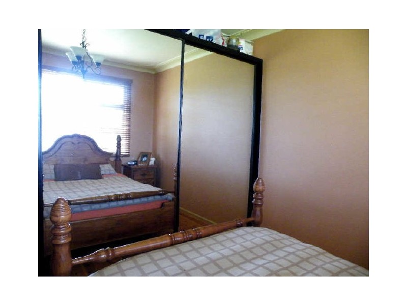 3 Merlin St, The Oaks NSW 2570