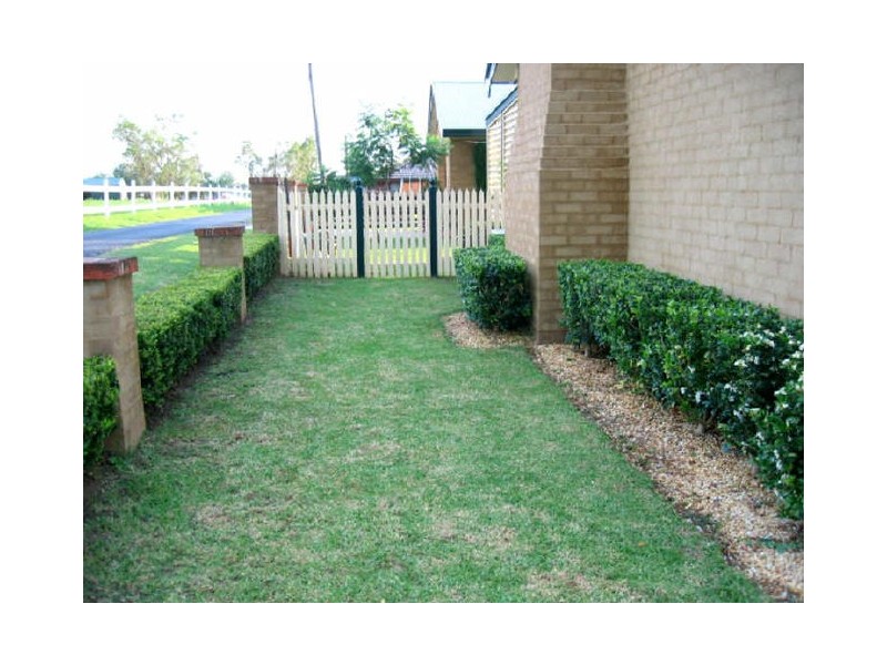 3 Merlin St, The Oaks NSW 2570