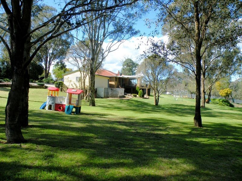 Pheasants Nest NSW 2574