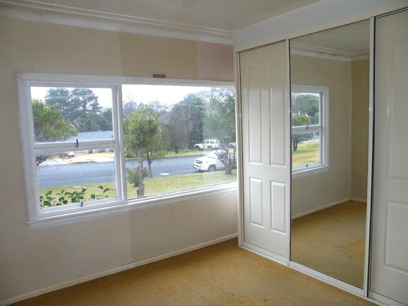 27 Antill Street, Picton NSW 2571