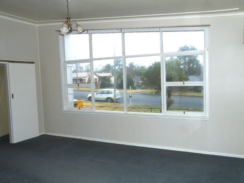27 Antill Street, Picton NSW 2571