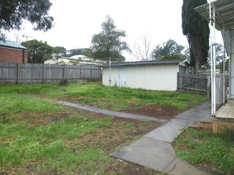 27 Antill Street, Picton NSW 2571