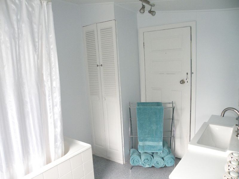 50 Carlton Rd, Thirlmere NSW 2572