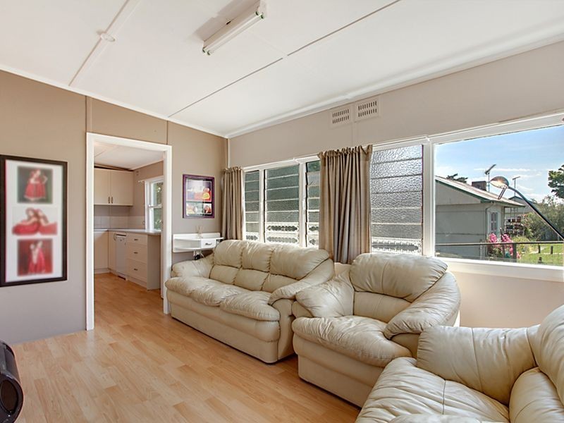 83 Remembrance Drive, Tahmoor NSW 2573