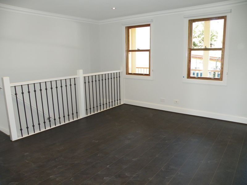 4/207 Menangle Street, Picton NSW 2571