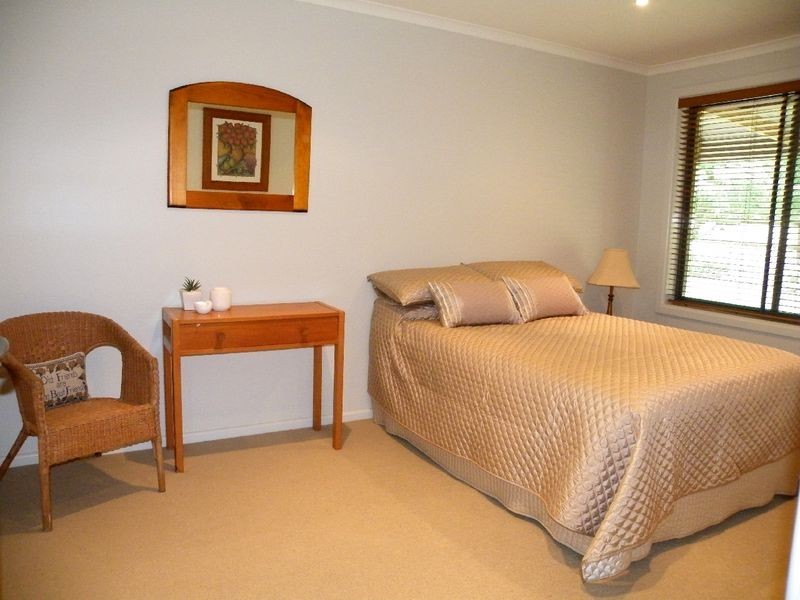 Pheasants Nest NSW 2574