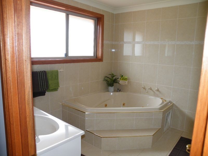 Glen Alpine NSW 2560