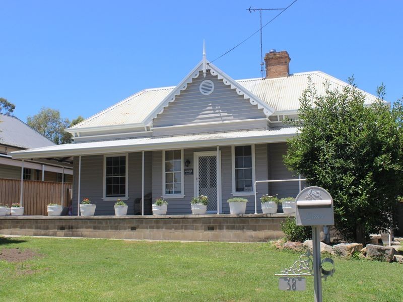38 Wild Street, Picton NSW 2571