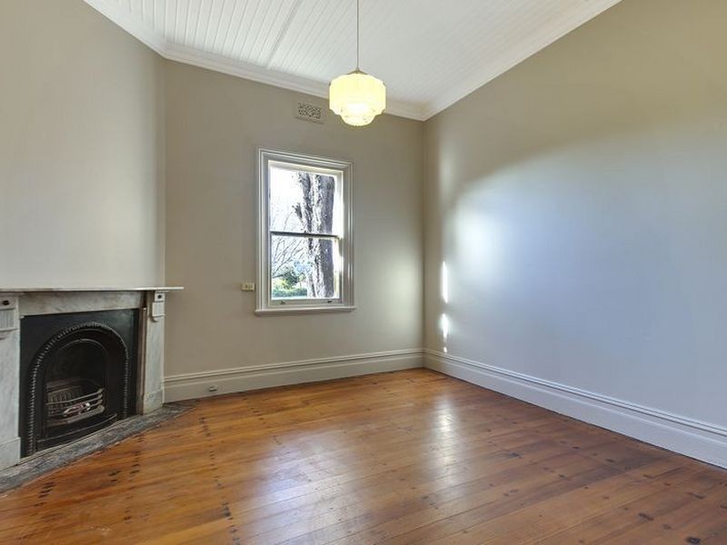 Pheasants Nest NSW 2574