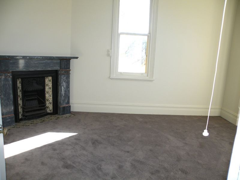 Pheasants Nest NSW 2574