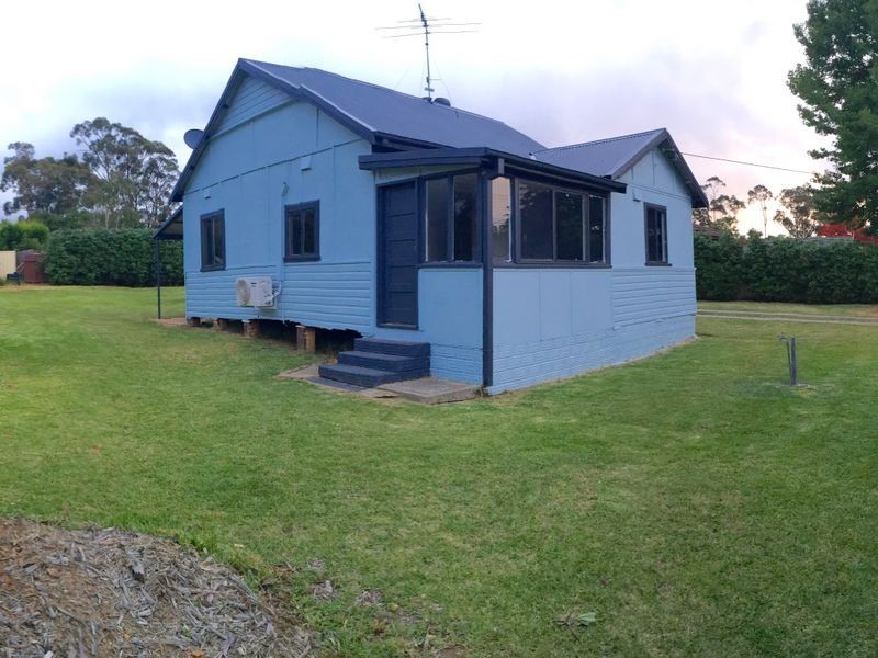 3 Pearce Street, Hill Top NSW 2575