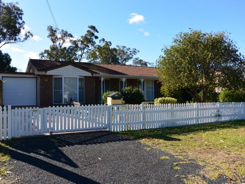 13 King Street, Tahmoor NSW 2573