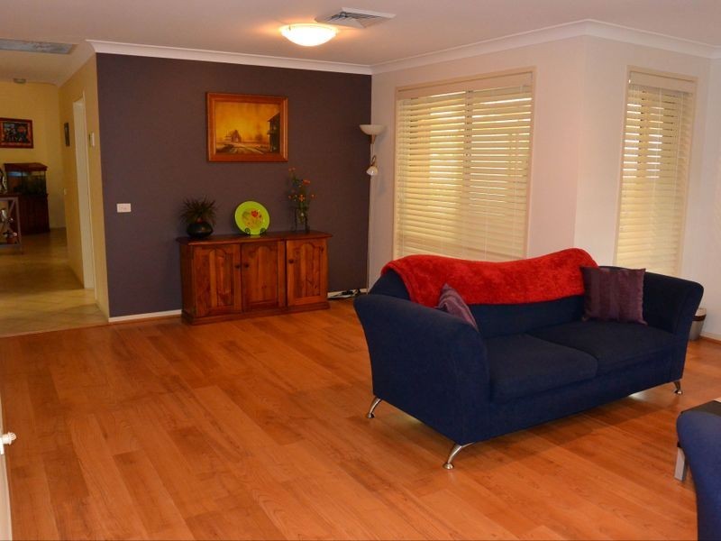 Wattle Grove NSW 2173