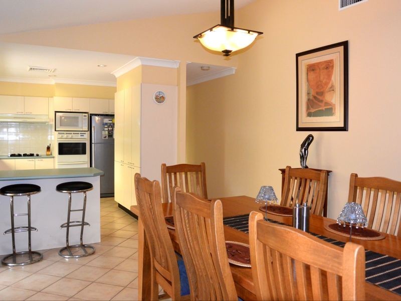 Wattle Grove NSW 2173