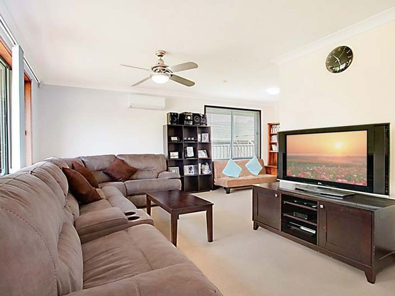 1 Waterworth Drive, Narellan Vale NSW 2567