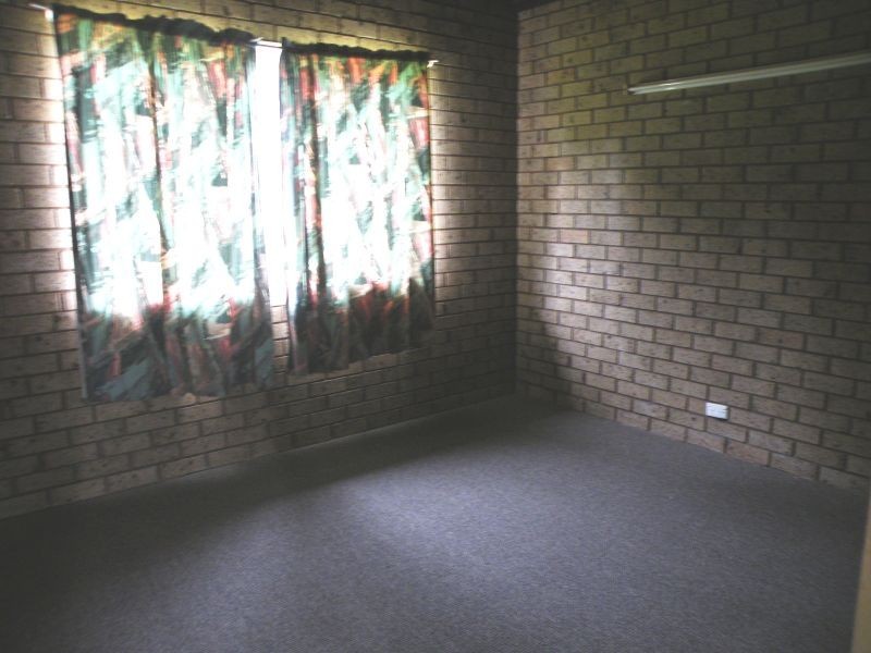 1/12 Windeyer Street, Thirlmere NSW 2572