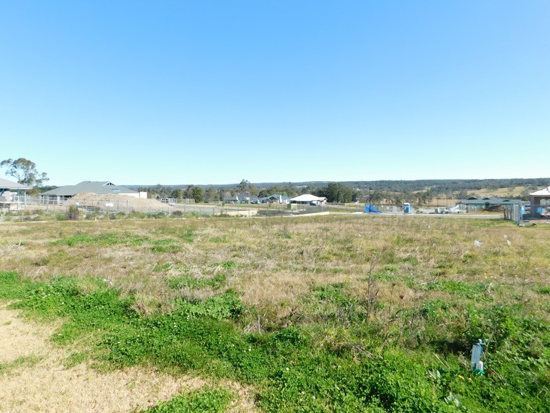 The Oaks NSW 2570