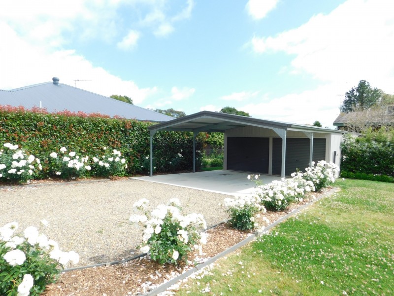 10 James Street, Hill Top NSW 2575