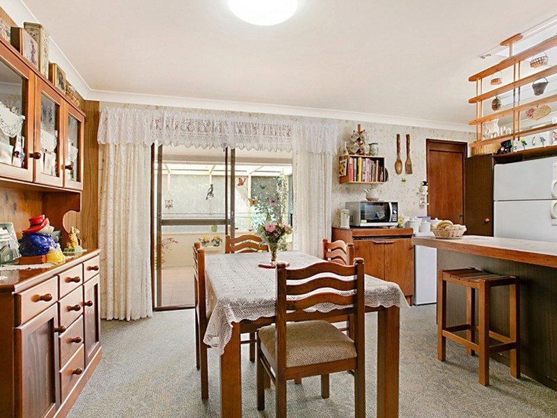 10 Stuart Place, Tahmoor NSW 2573