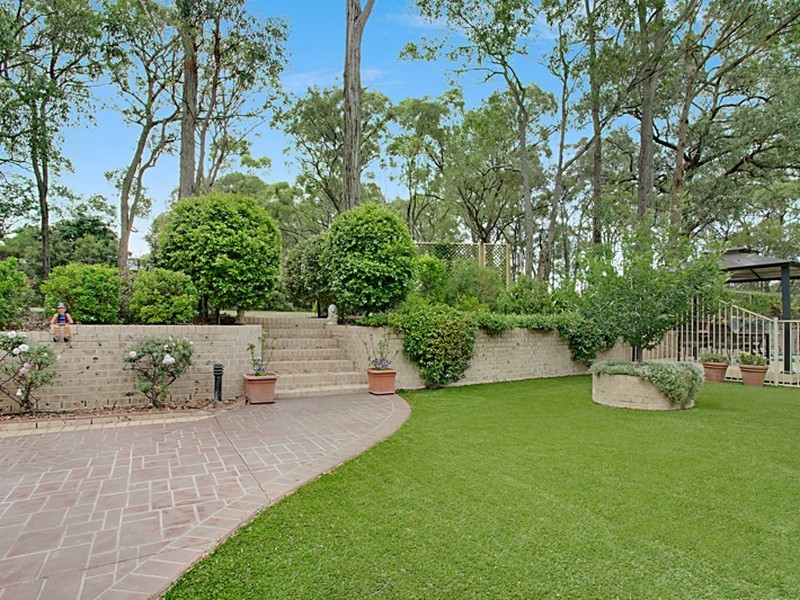 35 Lakes Street, Thirlmere NSW 2572