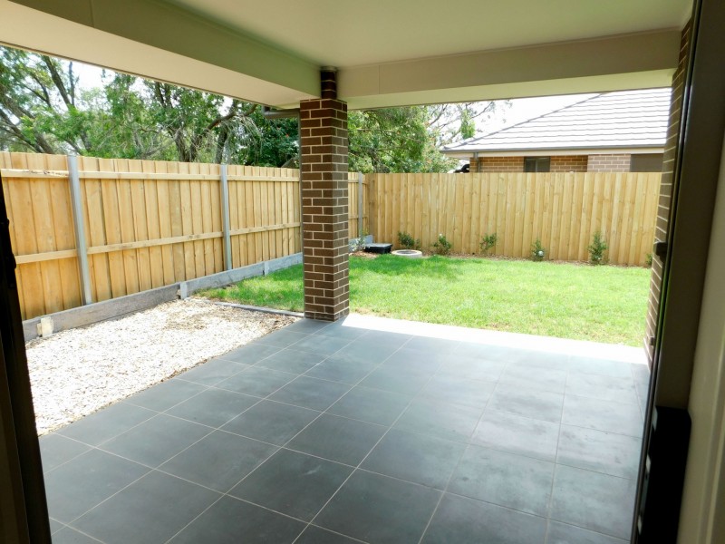 1C Close Street, Thirlmere NSW 2572