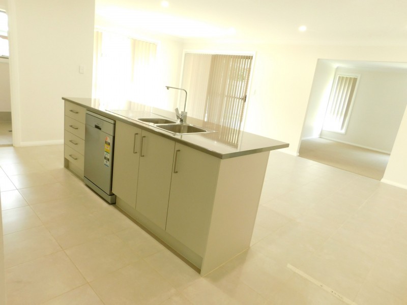 1C Close Street, Thirlmere NSW 2572