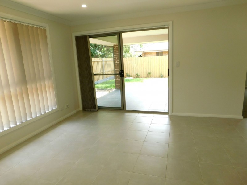 1C Close Street, Thirlmere NSW 2572