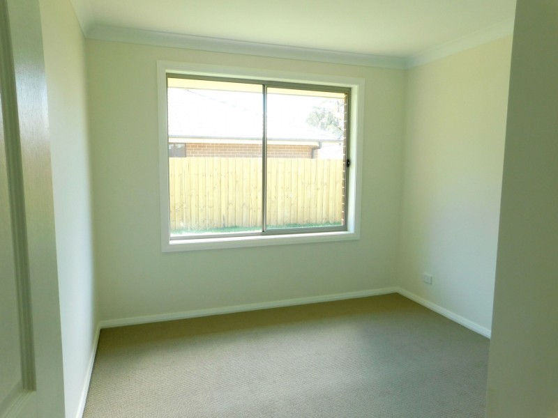 1C Close Street, Thirlmere NSW 2572