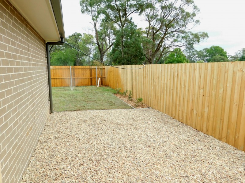 1B Close Street, Thirlmere NSW 2572