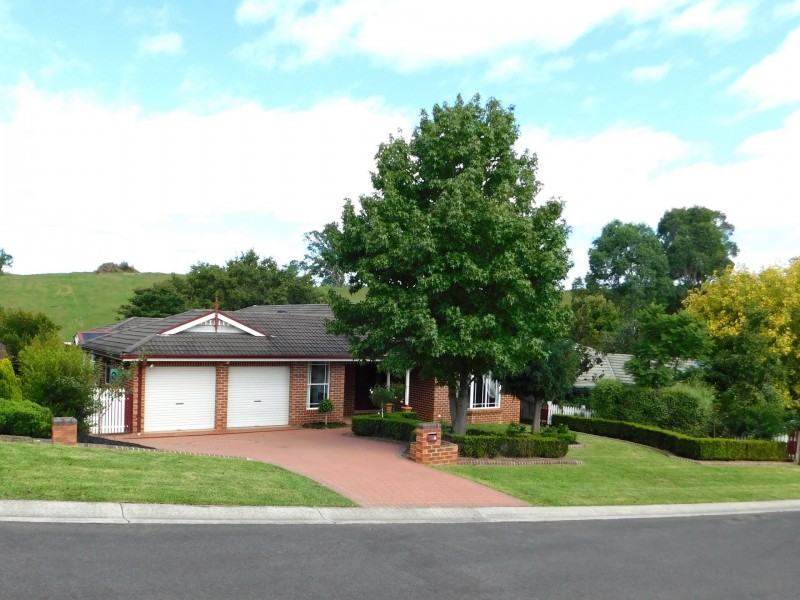 3 Emmett Close, Picton NSW 2571