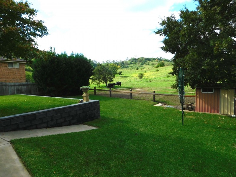 3 Emmett Close, Picton NSW 2571