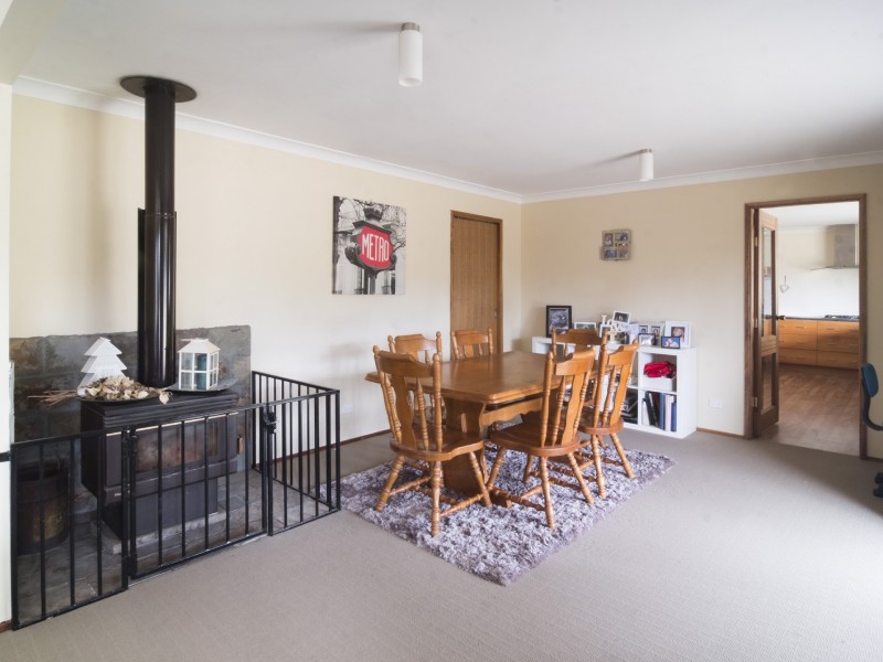 295 Bonds Road, Thirlmere NSW 2572