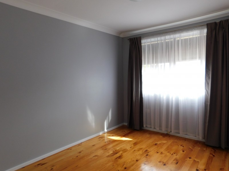 77 Thirlmere Way, Tahmoor NSW 2573