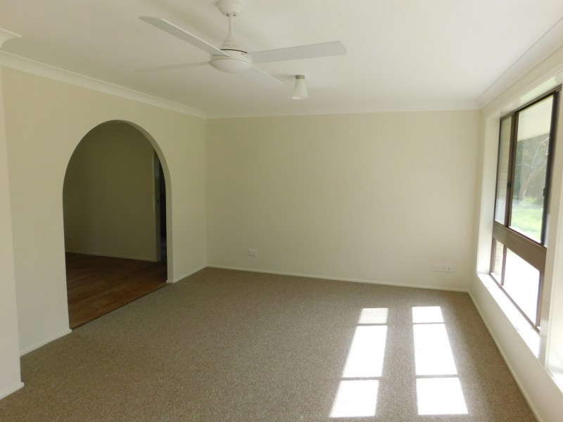 75 Warrobyn Road, Pheasants Nest NSW 2574